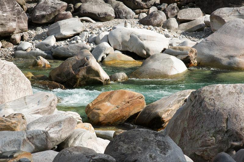 170923_1049_T09861_ValVerzasca_hd.jpg - Val Verzasca zwischen Piee (Brione) und Lavertezzo