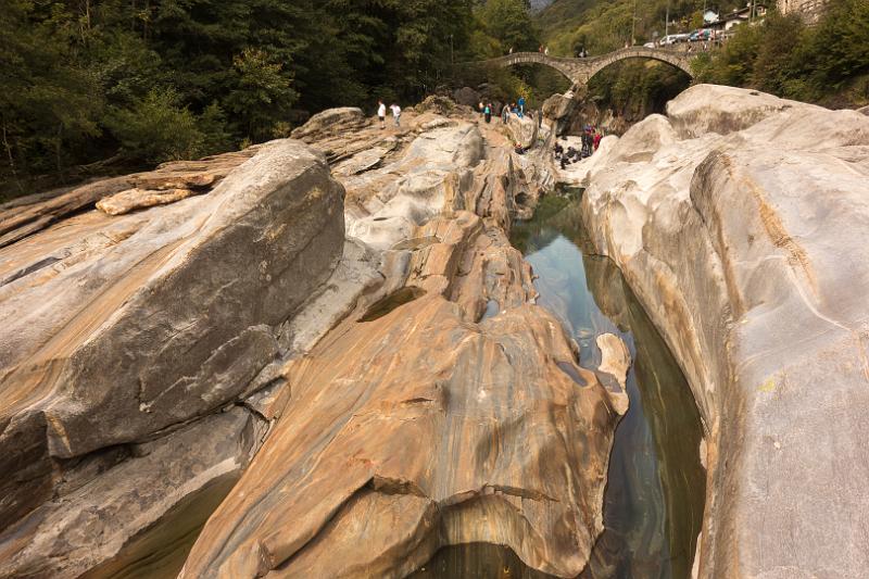 170923_1155_T00973_ValVerzasca_hd.jpg - Val Verzasca zwischen Piee (Brione) und Lavertezzo