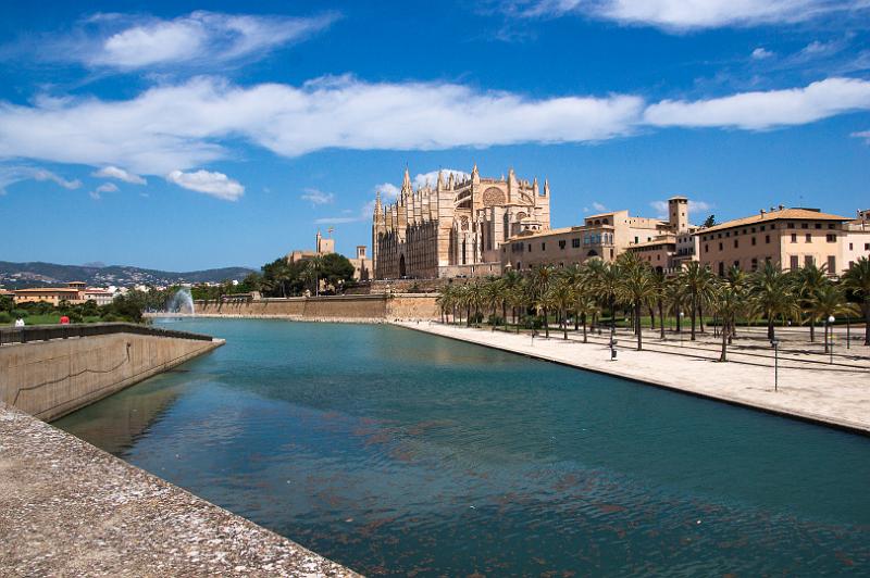 140601_1145_A08680_Palma_hd.jpg - Palma de Mallorca, Kathedrale