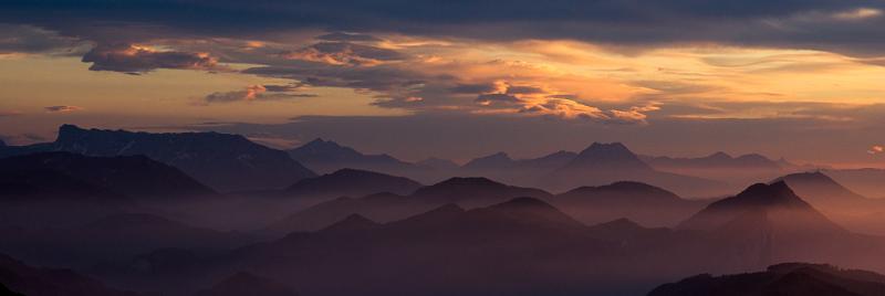 130518_2035_T00826_Hoellengebirge_hd.jpg - Abendstimmung am Hochleckenhaus (Teil 2)