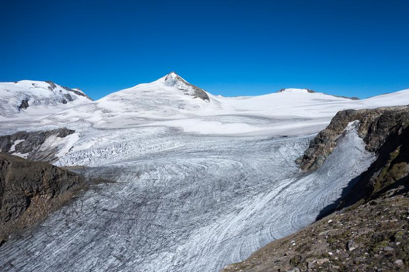 150829_0930_T05579_HoheRiffl_hd.jpg - Johannisberg mit Pasterzenboden, rechts die Hohe Riffl