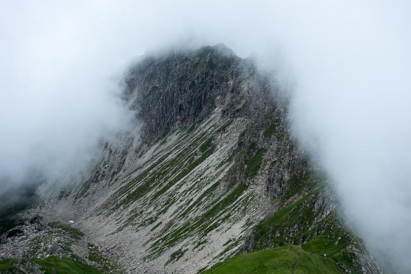 160806_1232_T08169_Geissfuss_hd.jpg - Wolken am Geißfuß
