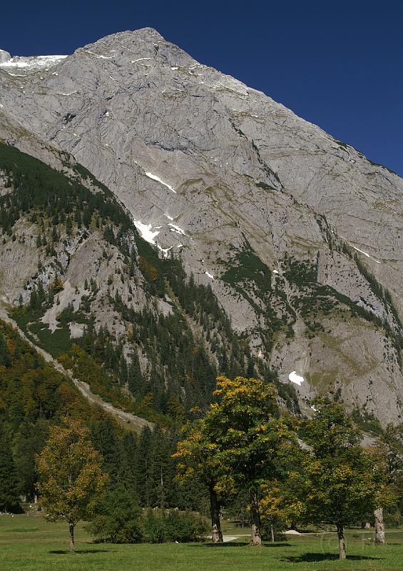 PICT74282_070916_Hahnkampl_Gamsjoch_c.jpg - Blick aus dem Großen Ahornboden zum Gamsjoch