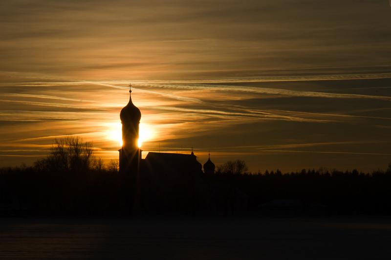 110105_T4009_StOttilie.jpg - Sonnenuntergang bei St. Ottilie