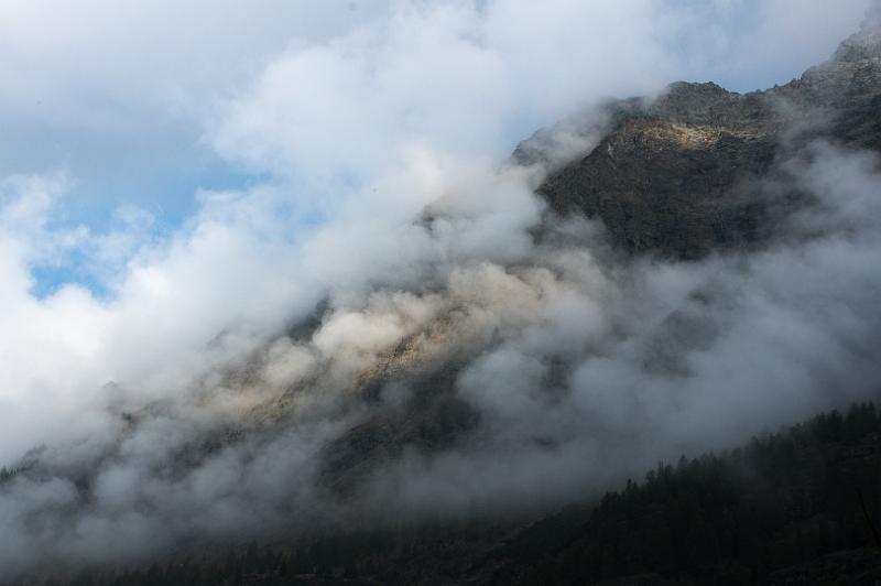 160924_0839_T06692_Bernina_hd.jpg - Wolken ziehen auf