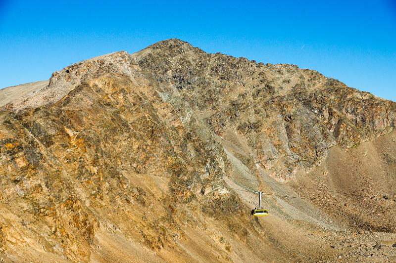 160926_0904_T06993_Bernina_hd.jpg - Munt Pers mit Diavolezza-Seilbahn