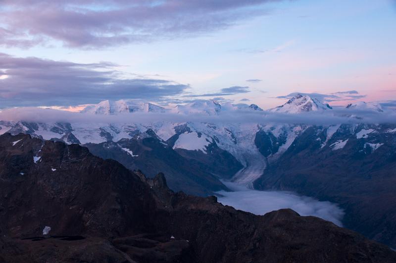 160927_0709_T07093_Bernina_hd.jpg - Morgenstimmung über der Bernina-Gruppe (von Georgy's Hütte)