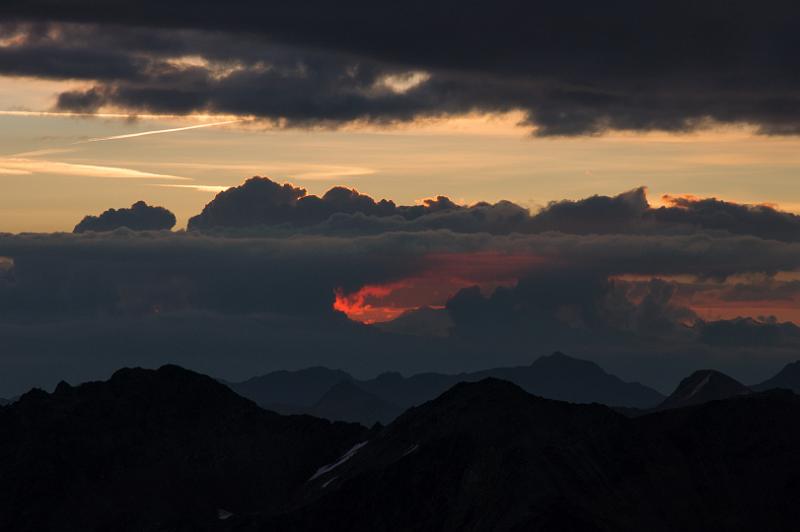 160927_0711_T07100_Bernina_hd.jpg - Morgenstimmung an Georgy's Hütte