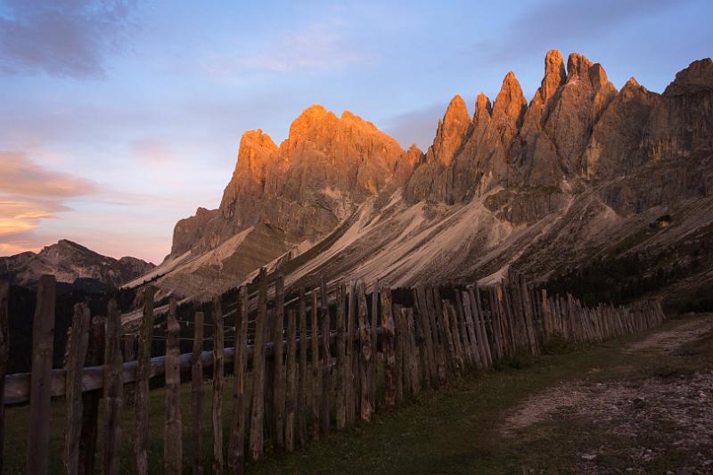 130922_1910_T02314_StUlrich_Brogles_hd.jpg - Oberhalb der Broglesalm: Geisslerspitzen