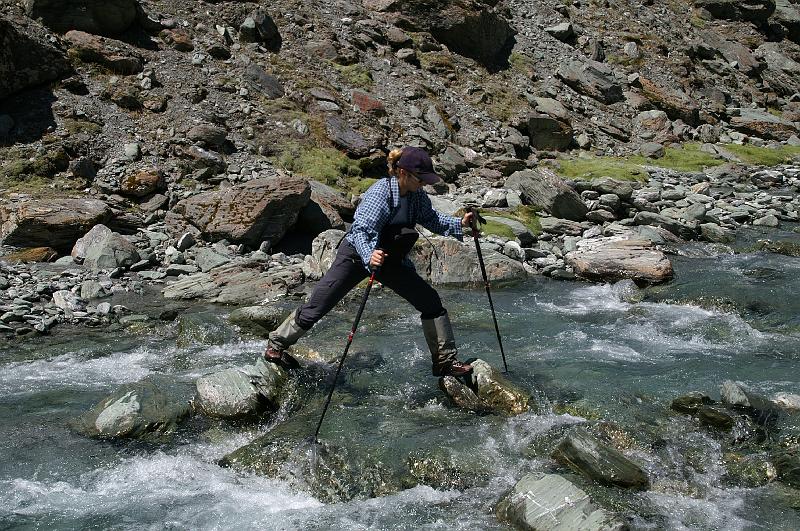 PICT82747_081222_ReesDart_3.jpg - Flußquerung am Dart River