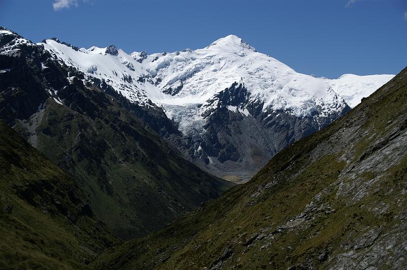 PICT8A0073_081221_ReesDart_2.jpg - Blick aus dem Snowy Creek Valley ins Dart Valley und auf den Hesse Glacier