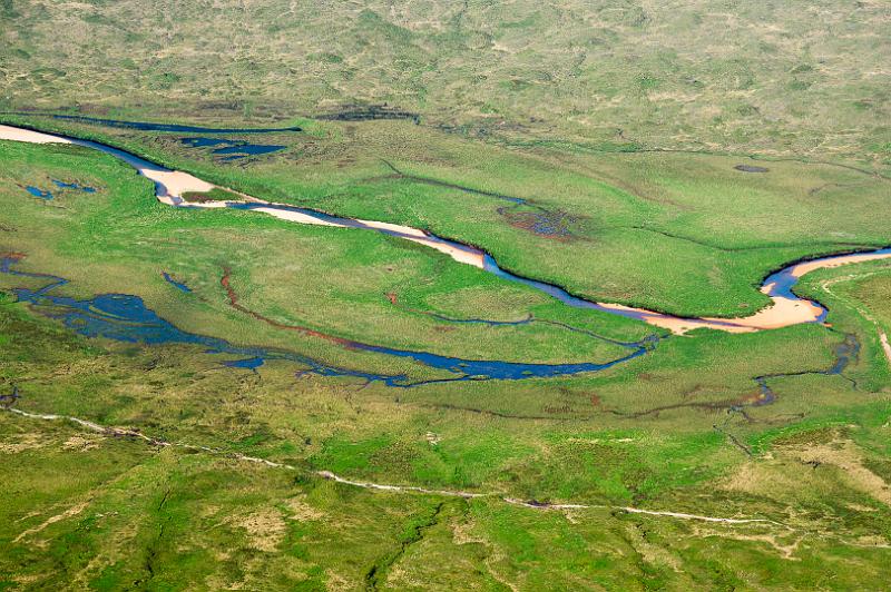 160607_0829_A01425_RedCuillins_hd.jpg - River Sligachan