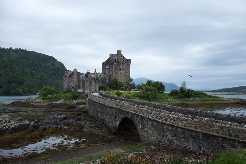 160610_0919_T07682_EileanDonanCastle_hd.jpg - Eilean Donan Castle