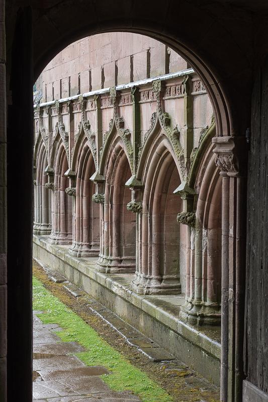 160612_1120_T07849_MelroseAbbey_hd.jpg - Melrose Abbey