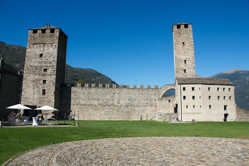 170921_1449_T09679_Bellinzona_hd.jpg - Bellinzona, Castelgrande