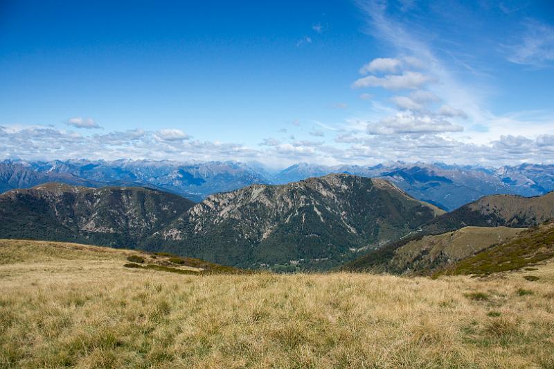 170919_1217_T09527_Traversata_hd.jpg - Aufstieg vom Rifugio Campiglio Pradecolo zur Capanna Tamaro, Blick auf den Monte Gambarogno