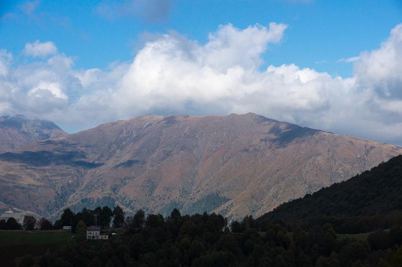 170925_1536_T00146_Gazzirola_hd.jpg - Sentiero Lago di Lugano (Etappe Monte Bre - Monte Boglia - Denti della Vecchia - Capanna Pairolo), Gazzirola